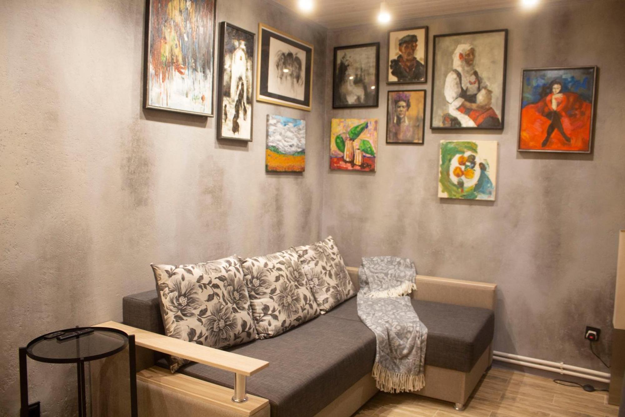 צ'יסינאו City Center Artmania Apartments מראה חיצוני תמונה