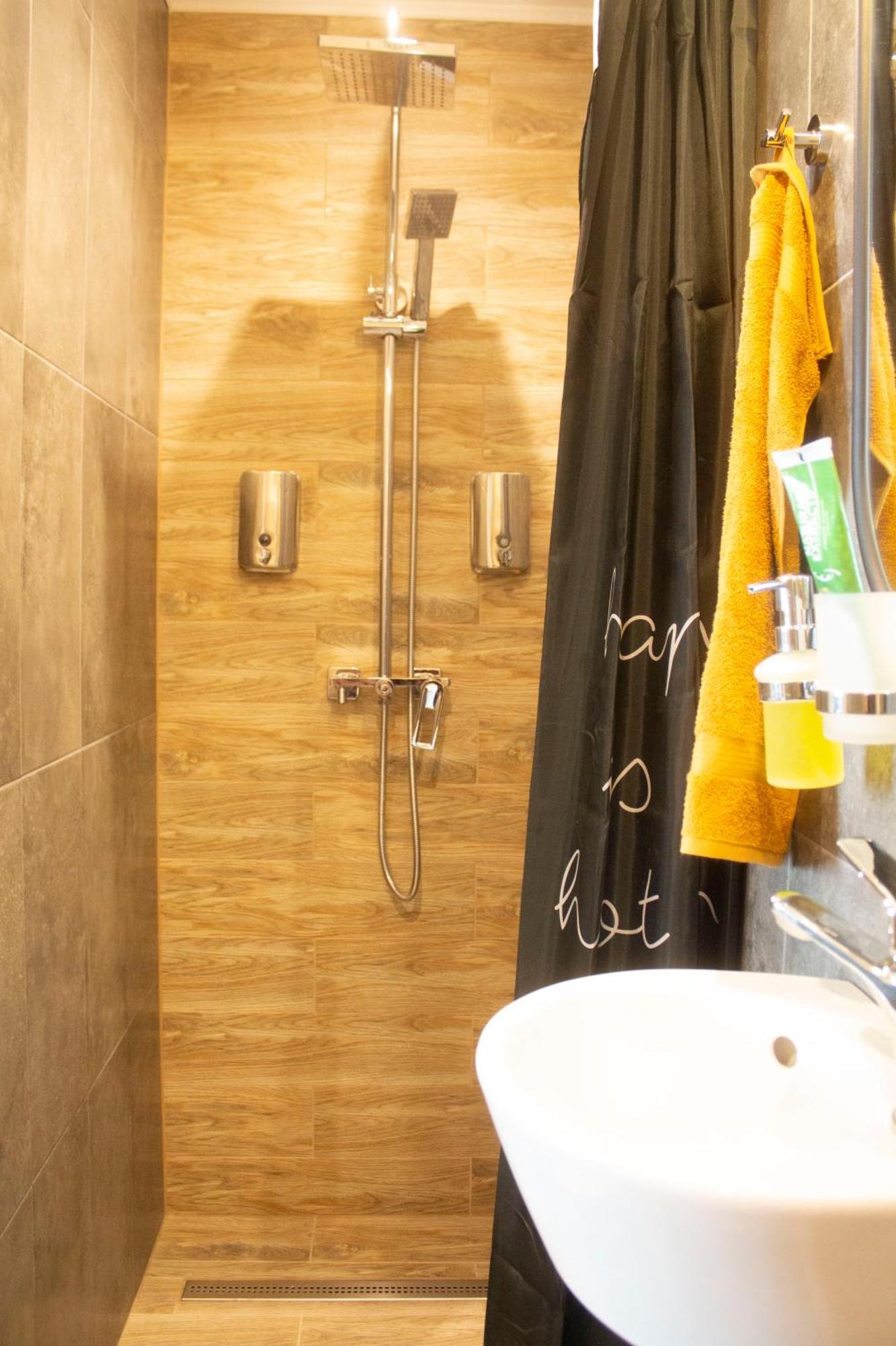 צ'יסינאו City Center Artmania Apartments מראה חיצוני תמונה