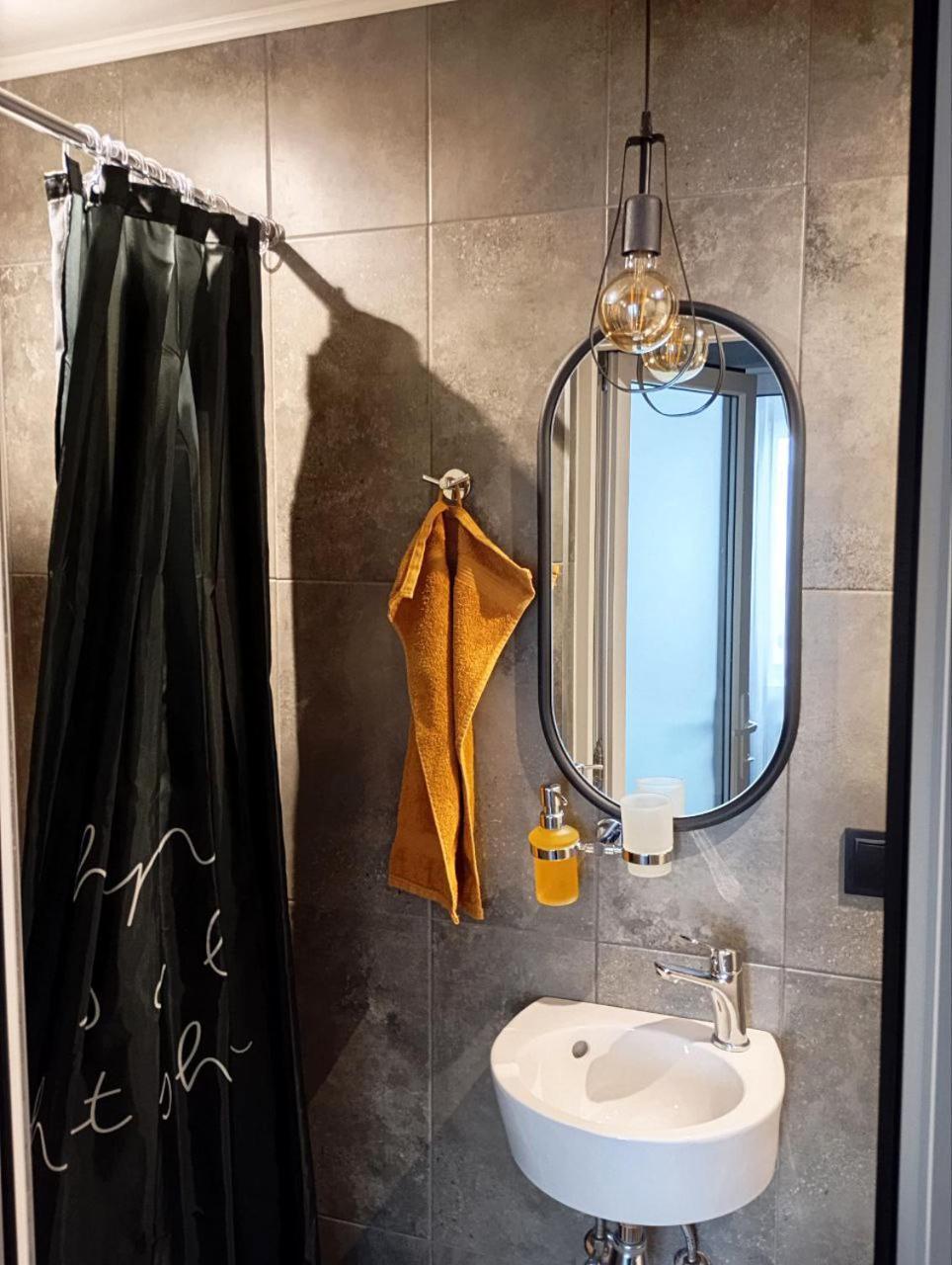 צ'יסינאו City Center Artmania Apartments מראה חיצוני תמונה
