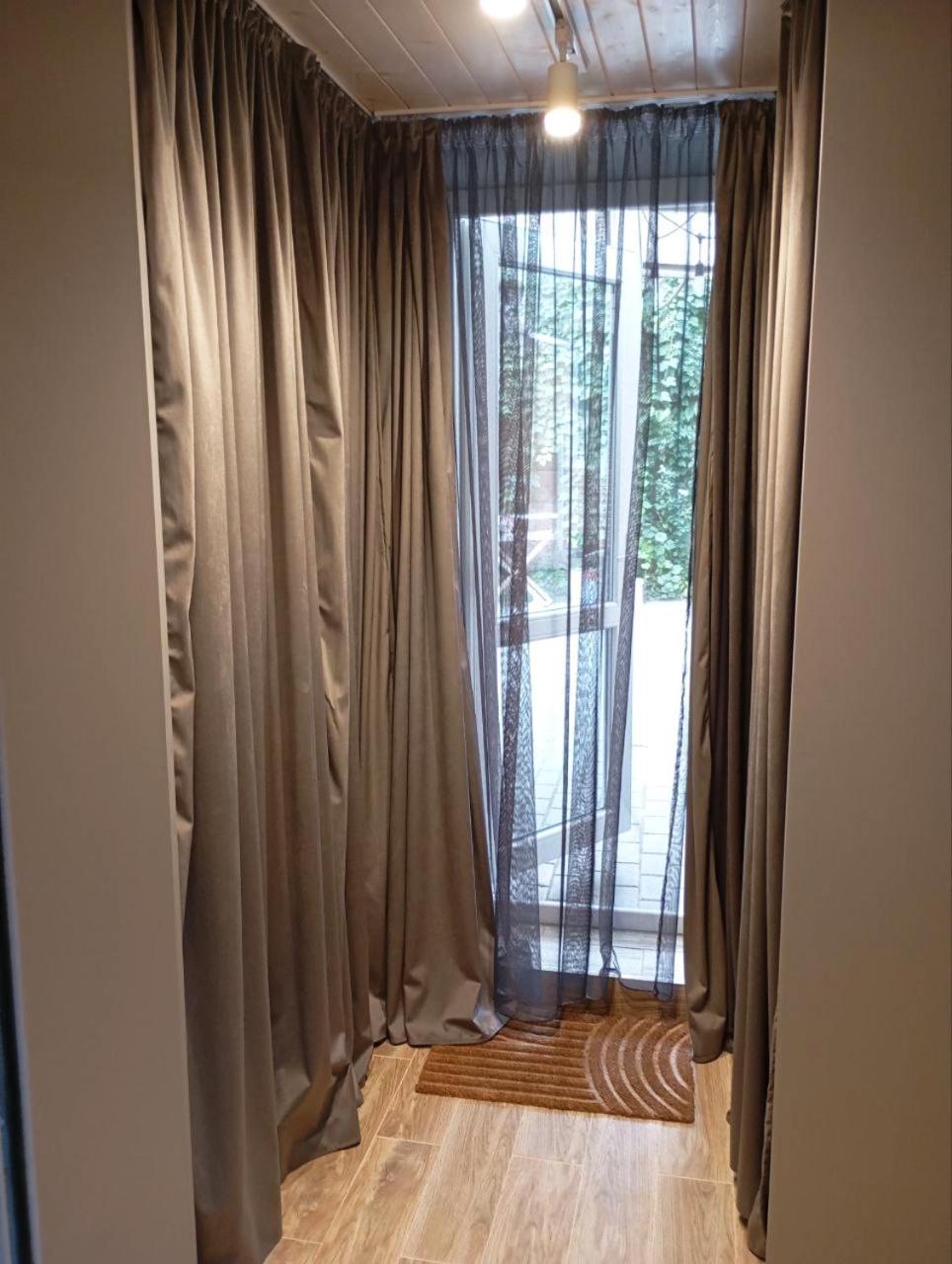 צ'יסינאו City Center Artmania Apartments מראה חיצוני תמונה